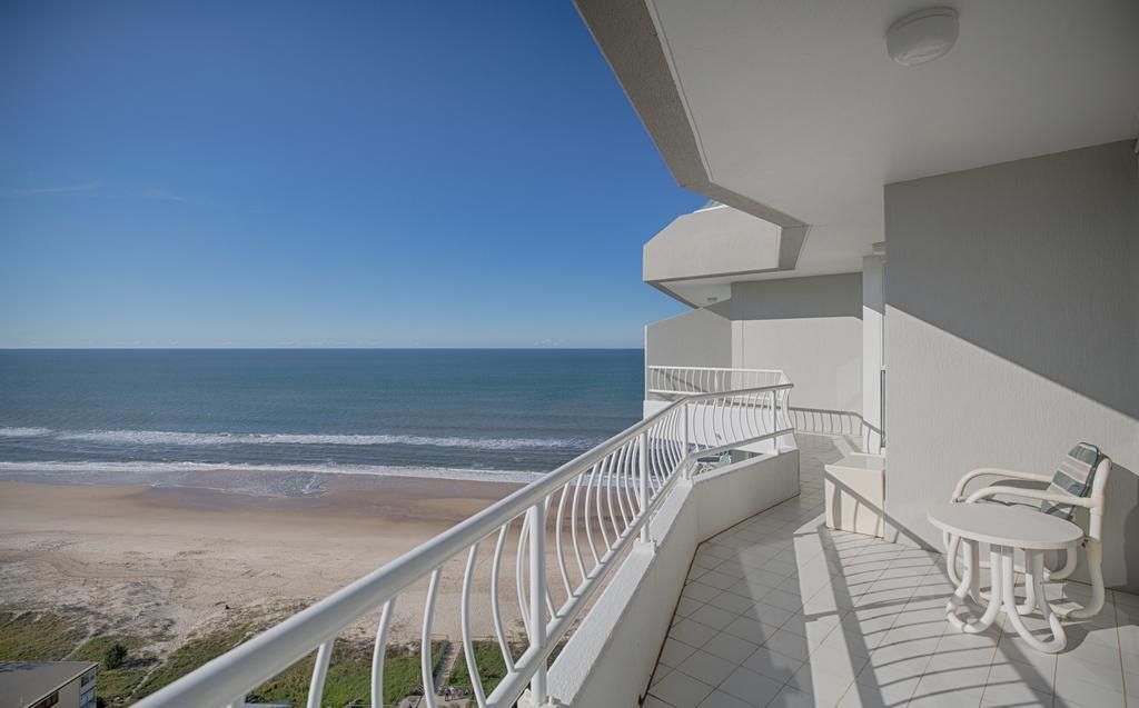 19Th Avenue On The Beach Gold Coast Exterior photo