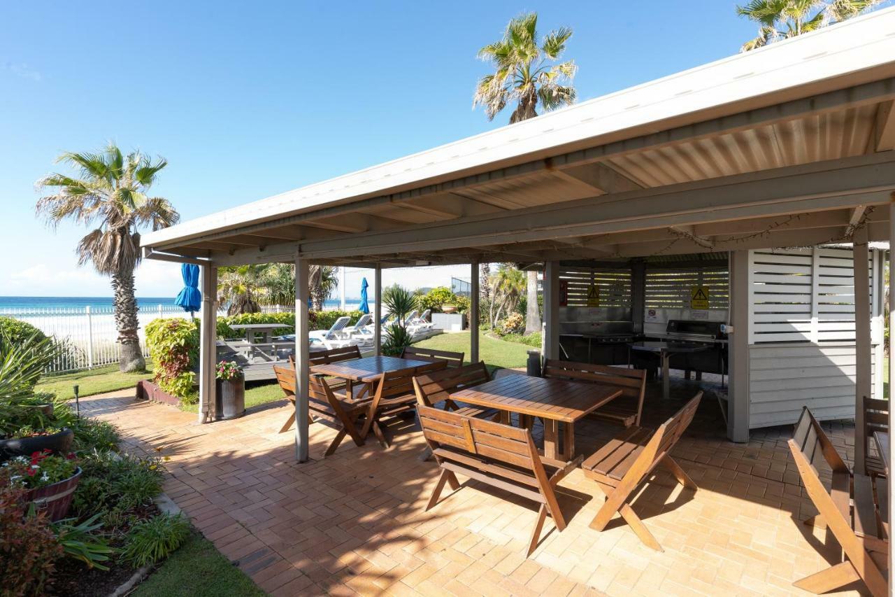 19Th Avenue On The Beach Gold Coast Exterior photo