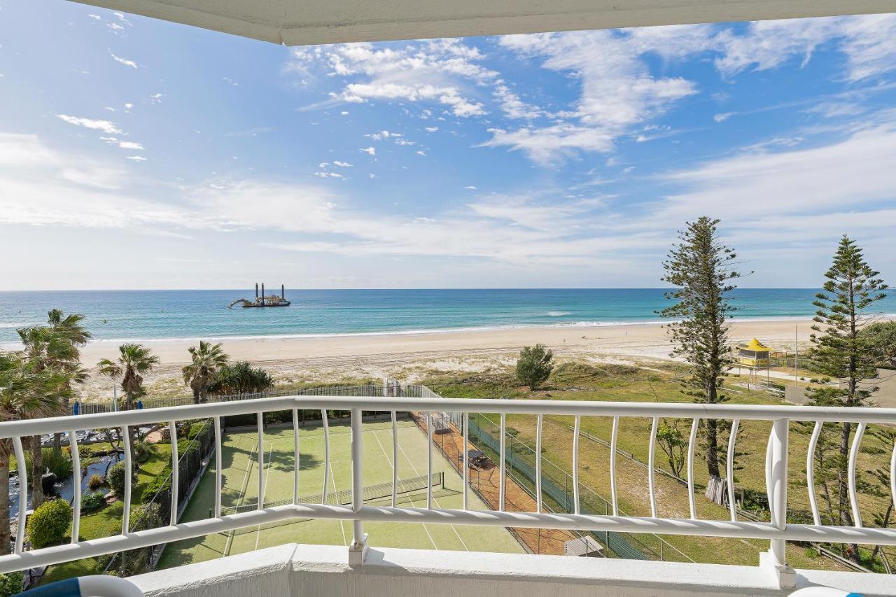 19Th Avenue On The Beach Gold Coast Exterior photo